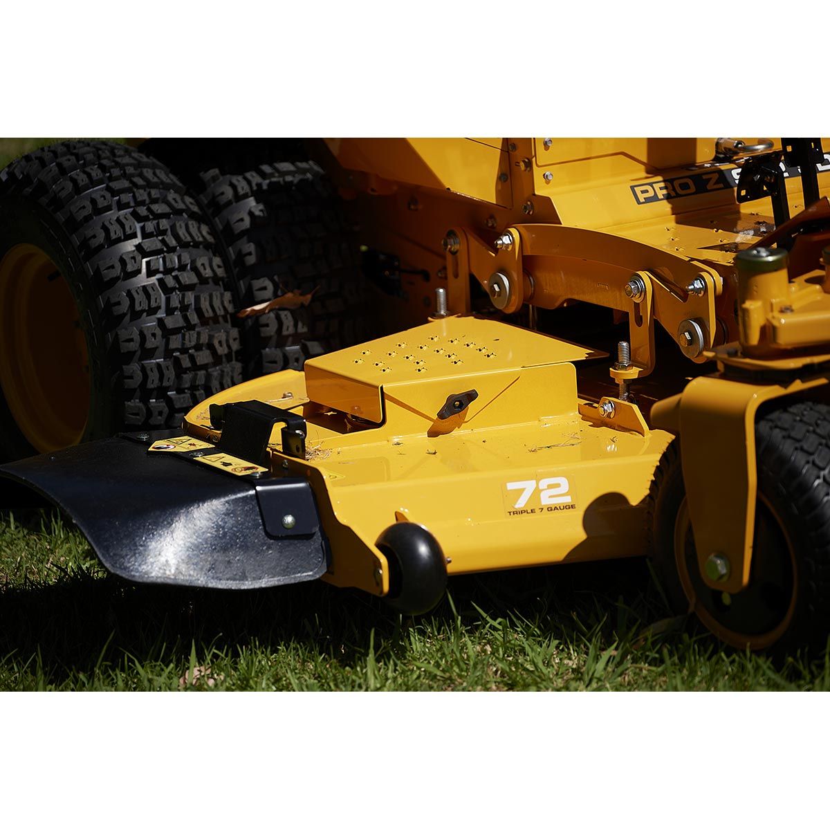 Cub Cadet PROZ972SDL 4WS Steering Wheel Zero turn